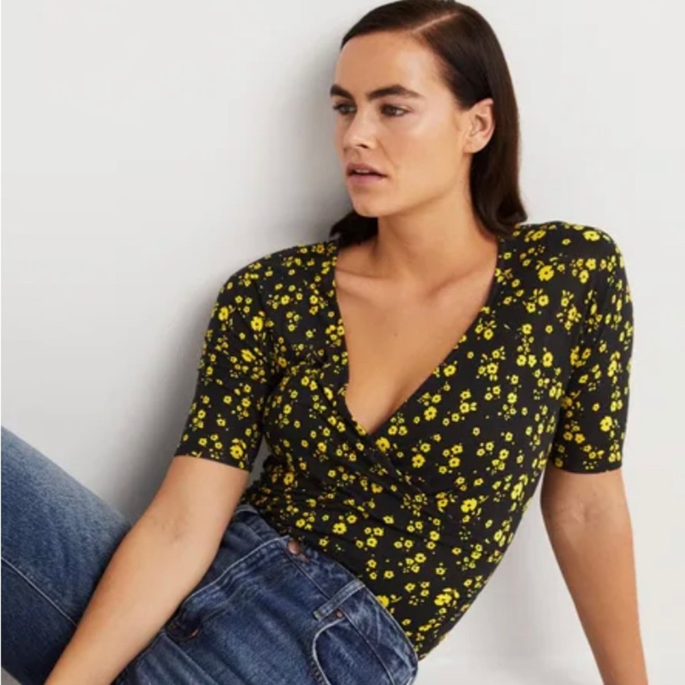 🆕 Boden US Size 10 Black Yellow Floral Wrap Short Sleeve Stretch Top